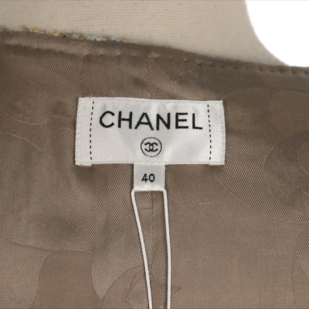 CHANEL Black and White Sheath Midi Jumpsuit V-Neck - Picture 6 of 9